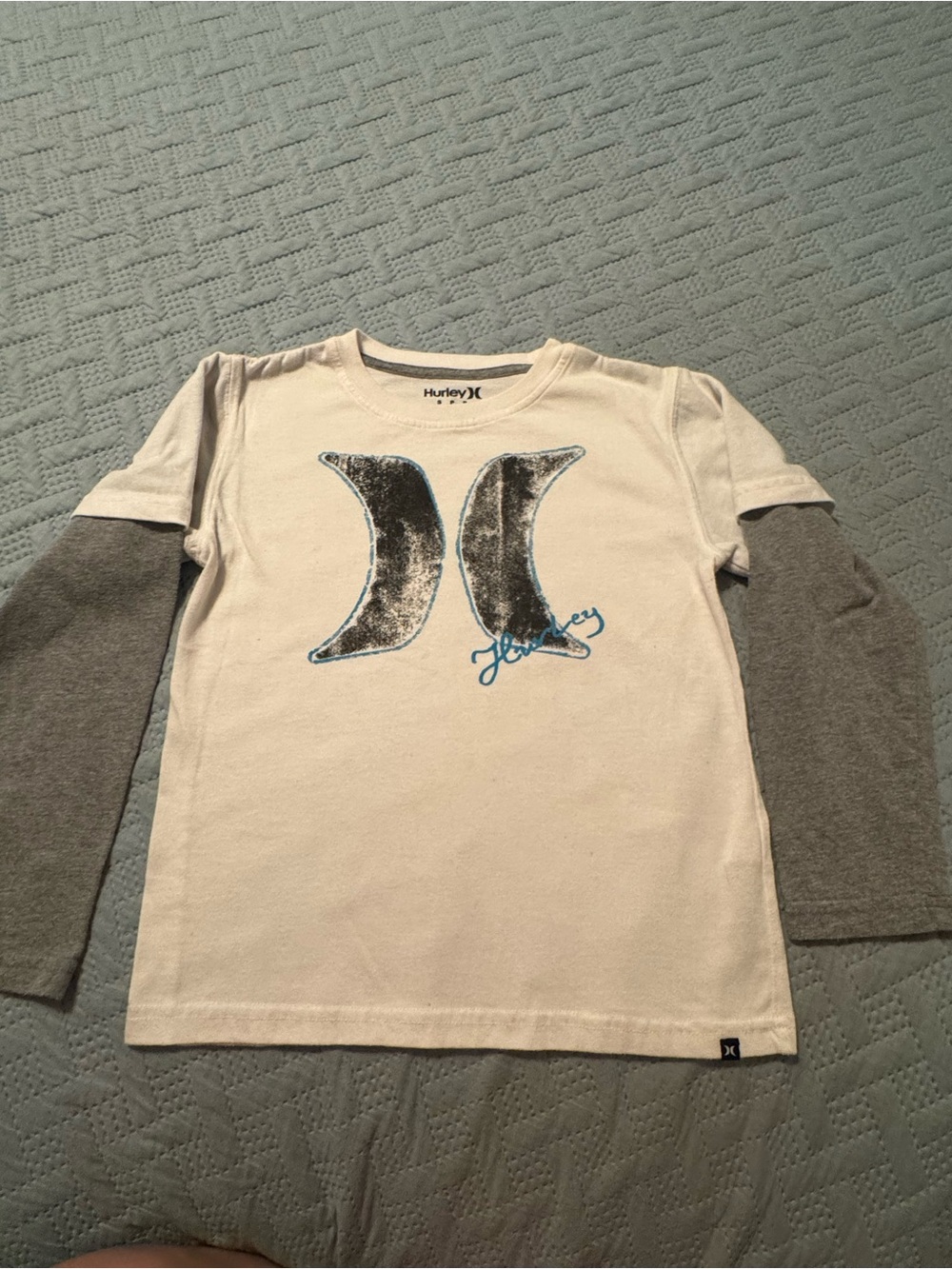 Hurley White Long Sleeve Layered-Look Tee with Gray Sleeves